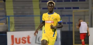 RC-Lens-securise-la-signature-du-defenseur-senegalais-Sidi-Bane-pour-la-saison-prochaine_thumbnail