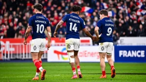 Romain-Ntamack-Theo-Attissogbe-et-Antoine-Dupont-avec-le-XV-de-France-en-janvier-2025-2366536